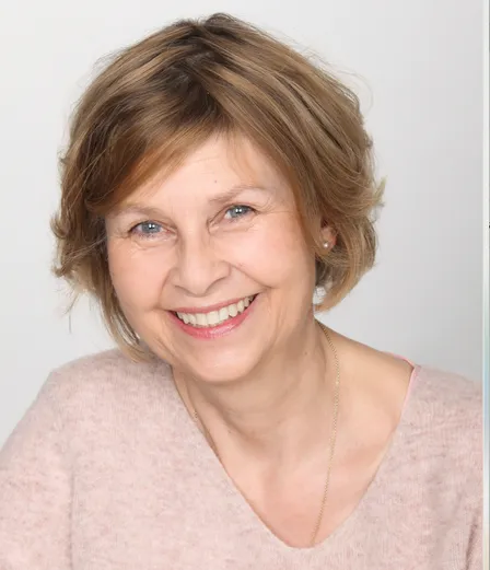 Dr. Carolyn Goertz